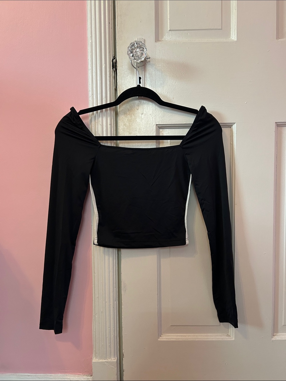 Princess Polly Long Sleeve Cropped Top - Picture 2 of 2